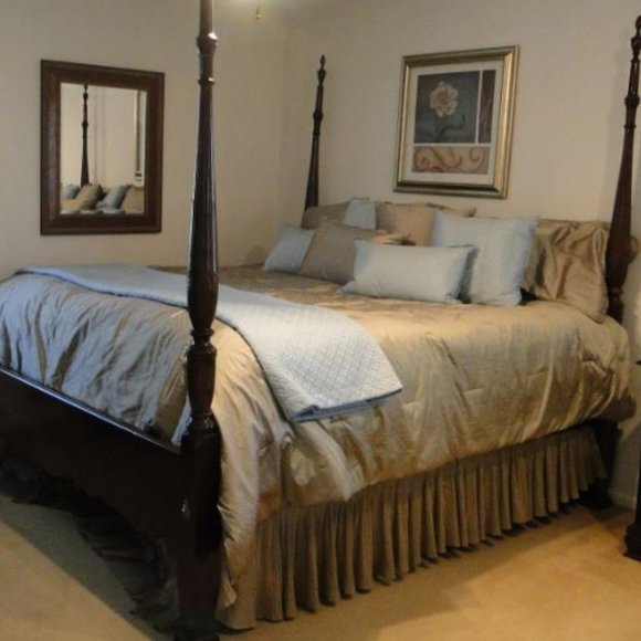 King Bedding Set -  16 pieces - Picture 1 of 15